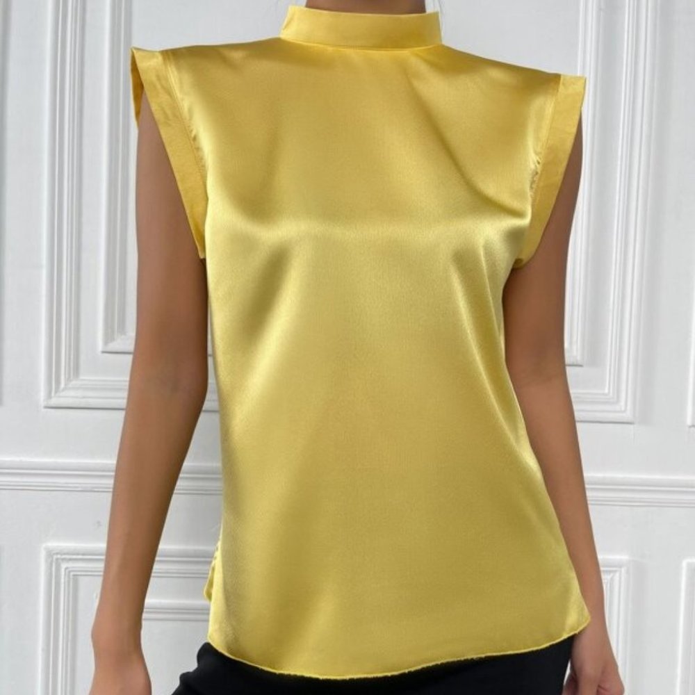 Yellow Chic Draped Back Button Detail Satin Top mi - Picture 4 of 6